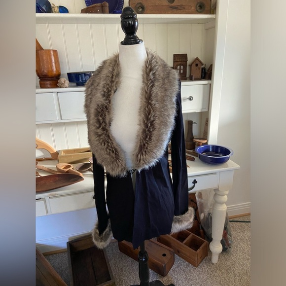 Alexandra Bartlett - Picture 1 of 3